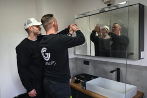 Montage vor Ort von GlasOps